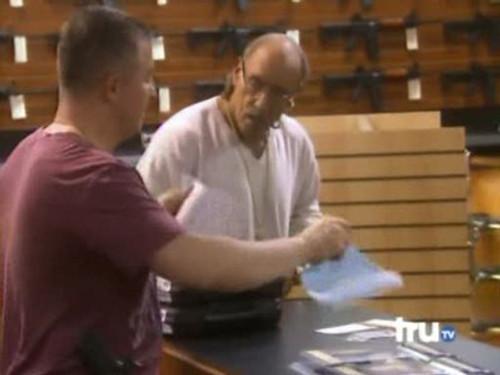 Hardcore Pawn Season 1 Episode 2 - Booze and Guns