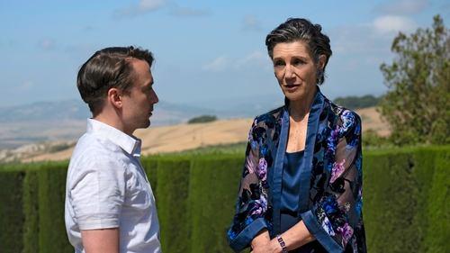 Succession Season 3 Episode 8 - Chiantishire