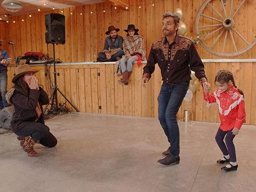 De viaje con los Derbez Season 2 Episode 6 - Episode 6