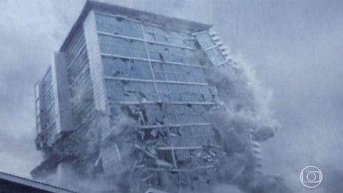 Treze Dias Longe do Sol Season 1 Episode 1 - Structural failure