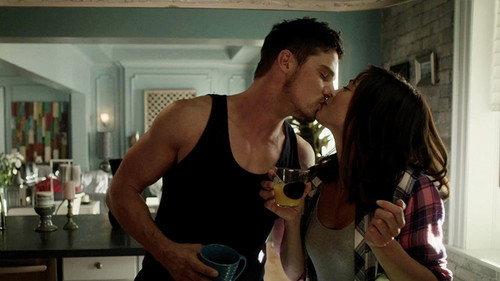 Beauty and the Beast Season 3 Episode 1 - The Beast of Wall Street