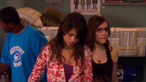 Zoey 101 Season 4 Episode 1 - Trading Places