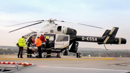 24 Hours in A&E Season 15 Episode 8 - Safe Haven