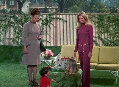 Bewitched Season 8 Episode 23 - School Days, School Daze