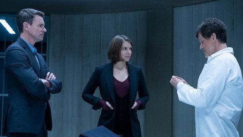 Whiskey Cavalier Season 1 Episode 8 - Confessions of a Dangerous Mind