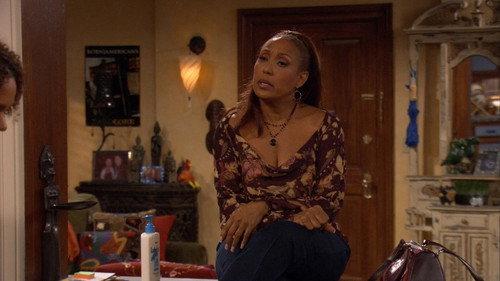 Half & Half Season 3 Episode 6 - The Big Not So Loyal Family Episode