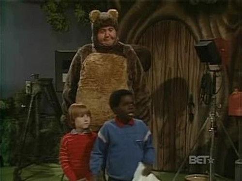 Diff'rent Strokes Season 7 Episode 14 - Arnold Saves the Squirrel