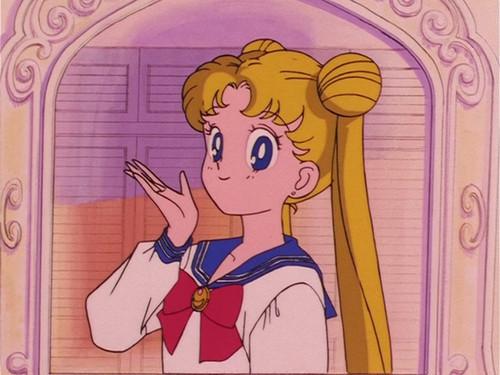 Sailor Moon Season 1 Episode 1 - A Moon Star Is Born
