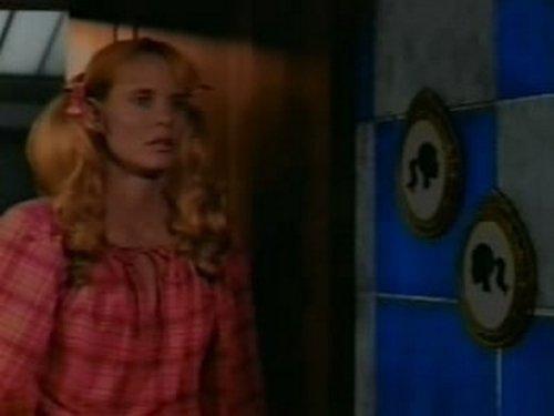 VR.5 Season 1 Episode 2 - Dr. Strangechild