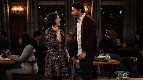 Call Me Kat Season 1 Episode 9 - First Date