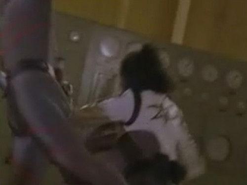 Power Rangers Season 10 Episode 24 - Reinforcements from the Future (1)