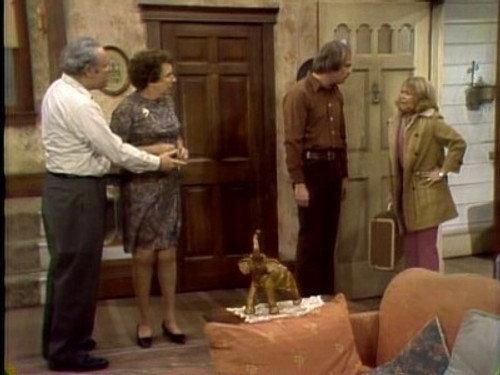 All in the Family Season 1 Episode 11 - Gloria Discovers Women's Lib