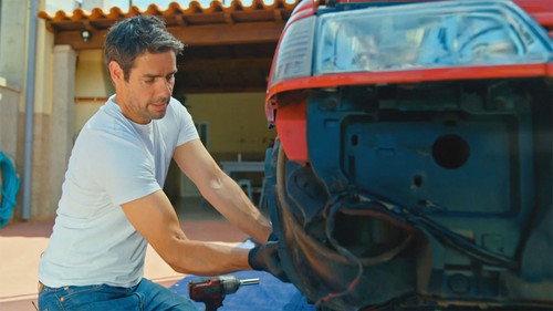 Wheeler Dealers Season 24 Episode 10 - Peugeot 405