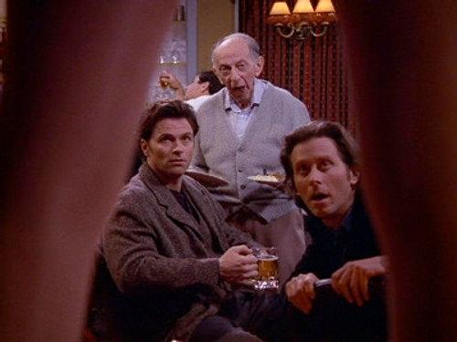 Wings Season 7 Episode 24 - The Lyin' King