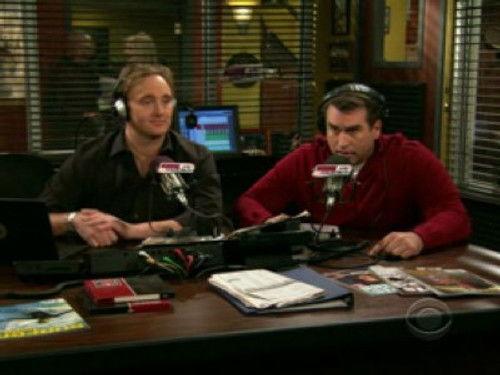 Gary Unmarried Season 2 Episode 16 - Gary Tries to Find Something for Mitch