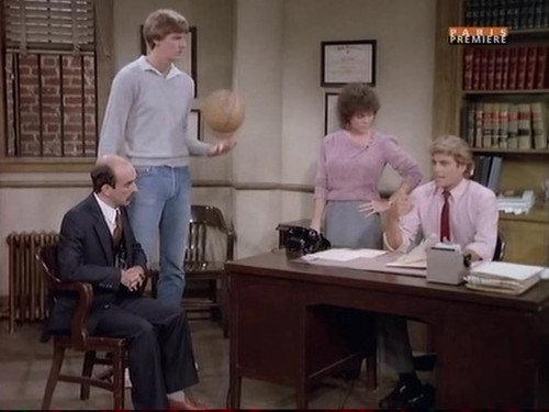 Happy Days Season 11 Episode 11 - The People vs. The Fonz