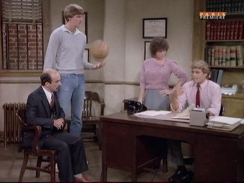 Happy Days Season 11 Episode 11 - The People vs. The Fonz