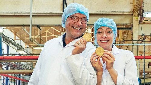 Inside the Factory Season 3 Episode 3 - Biscuits