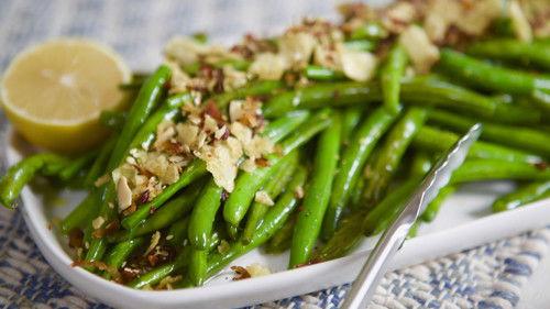 Girl Meets Farm Season 2 Episode 3 - Entertaining the girls