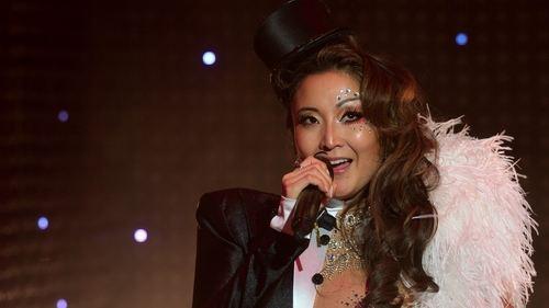 undefined Season 2 Episode 1 - Voulez-Vous Coucher Avec Moi?