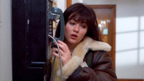 Beverly Hills, 90210 Season 4 Episode 2 - The Girl From New York City