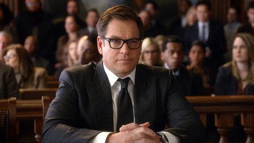 undefined Season 4 Episode 17 - The Invisible Woman