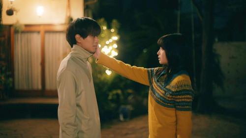 Hold My Hand at Twilight Season 1 Episode 9 - Episode 9