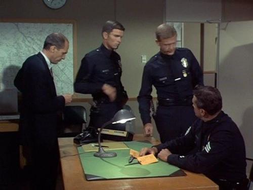 Adam-12 Season 2 Episode 2 - Log 153: Find Me a Needle