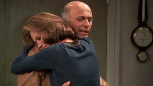 The Mary Tyler Moore Show Season 7 Episode 13 - Look at Us, We're Walking