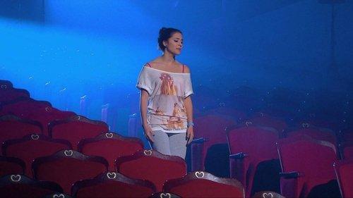 Vampire Girl Season 1 Episode 28 - Episode 28