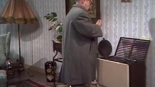 Background image for The oven is out