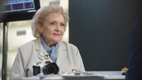 Bones Season 11 Episode 4 - The Carpals in the Coy-Wolves