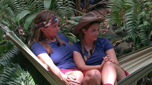 I'm a Celebrity...Get Me Out of Here! Season 19 Episode 7 - Ol' Dingo Town: The Pest Office