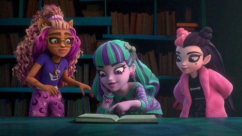 Monster High Season 1 Episode 20 - Creepover Party