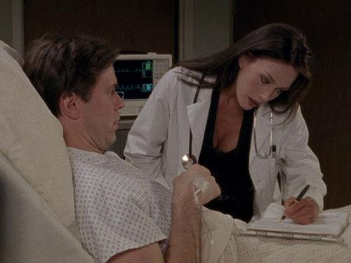 She Spies Season 1 Episode 16 - Daze of Future Past