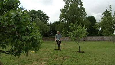 Time Team Season 12 Episode 2 - The Monastery and the Mansion - Nether Poppleton, Yorkshire