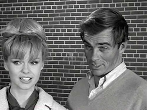 Route 66 Season 4 Episode 10 - A Long Way From St. Louie