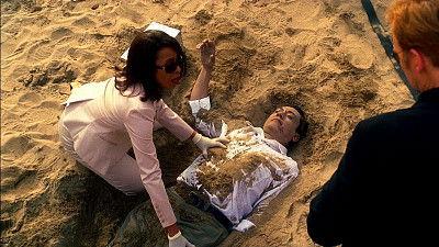 CSI: Miami Season 4 Episode 15 - Skeletons