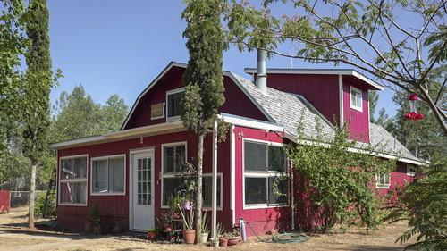 Ugliest House in America Season 1 Episode 4 - Searching for Ugly Out West