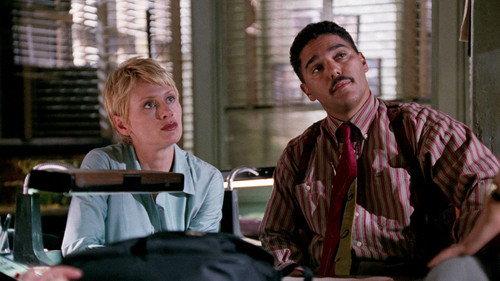 NYPD Blue Season 7 Episode 3 - The Man with Two Right Shoes