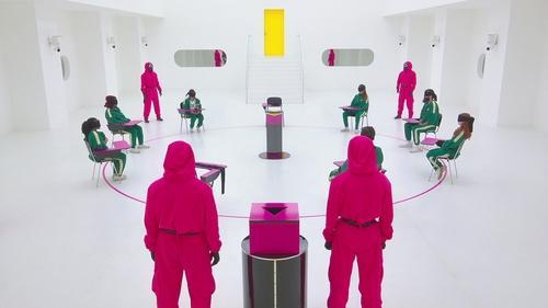 Squid Game: The Challenge Season 1 Episode 9 - Circle of Trust