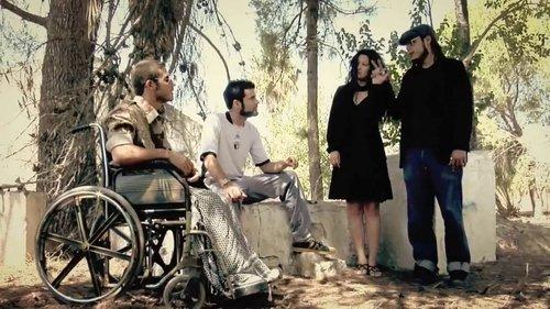 Malviviendo Season 1 Episode 8 - No girls