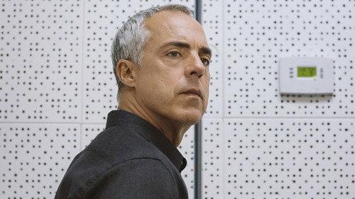 Bosch Season 3 Episode 9 - Clear Shot