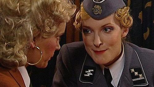 Halo, Hans! Season 1 Episode 11 - Episode 11