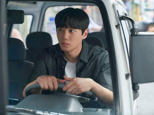 May I Help You? Season 1 Episode 7 - A Girl Showed Up