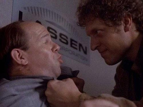 Tales from the Crypt Season 5 Episode 10 - Half-Way Horrible