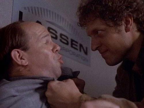 Tales from the Crypt Season 5 Episode 10 - Half-Way Horrible