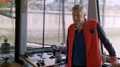 Selling Houses Australia Season 12 Episode 5 - Gold Coast Houseboat, QLD