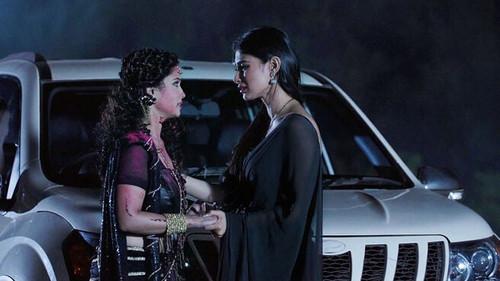 Naagin Season 1 Episode 20 - Sesha and Shivanya Wins Yet Again.