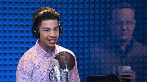 black-ish Season 5 Episode 13 - Son of a Pitch